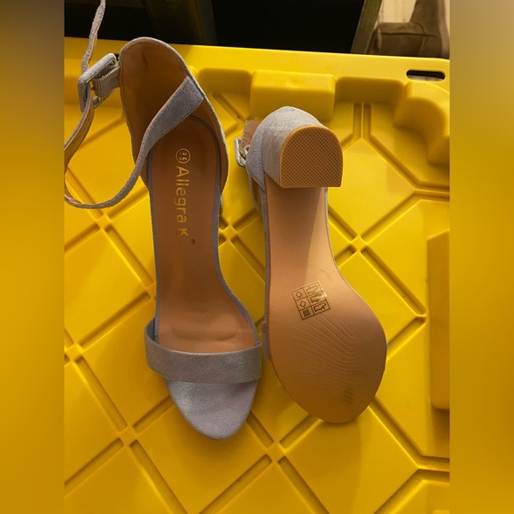 New Allegra K Women's High Chunky Heel Buckle Ankle Strap Sandals Size 8.5 - Picture 4 of 4